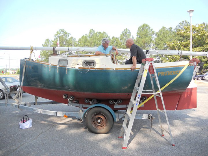 Prudence Blackwatch 24 sailboat - project boat